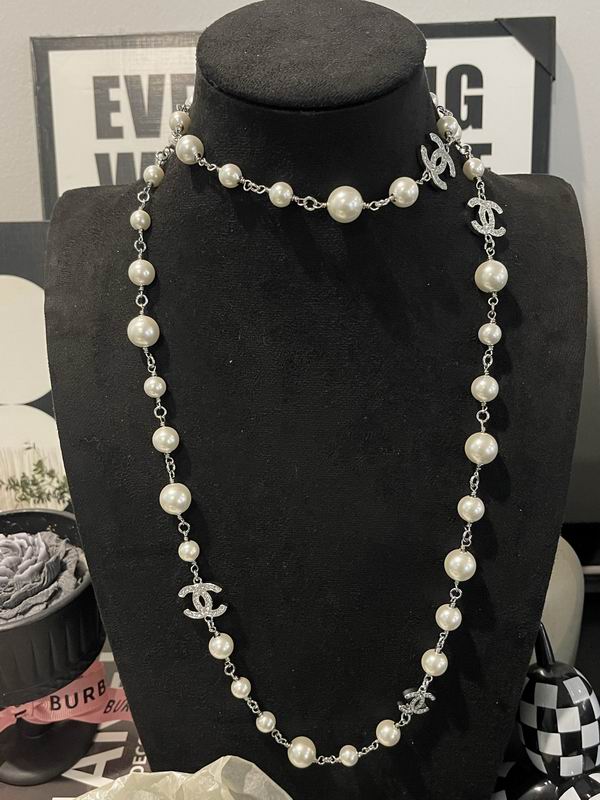 Chanel Necklace 06yxs107